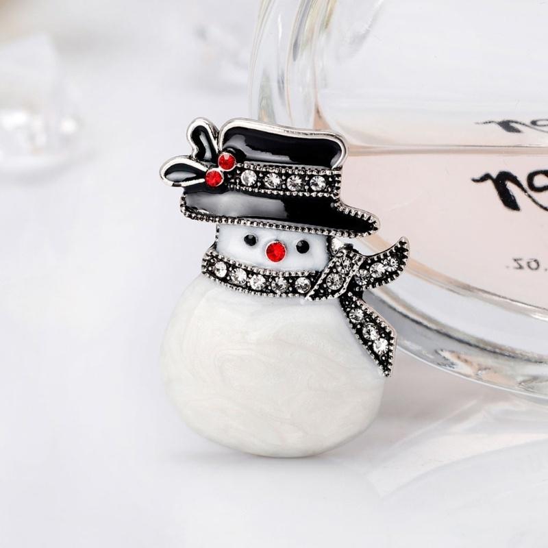 Christmas Snowman Brooch Hat Antique Fashion Scarf Corsage Gifts Pins