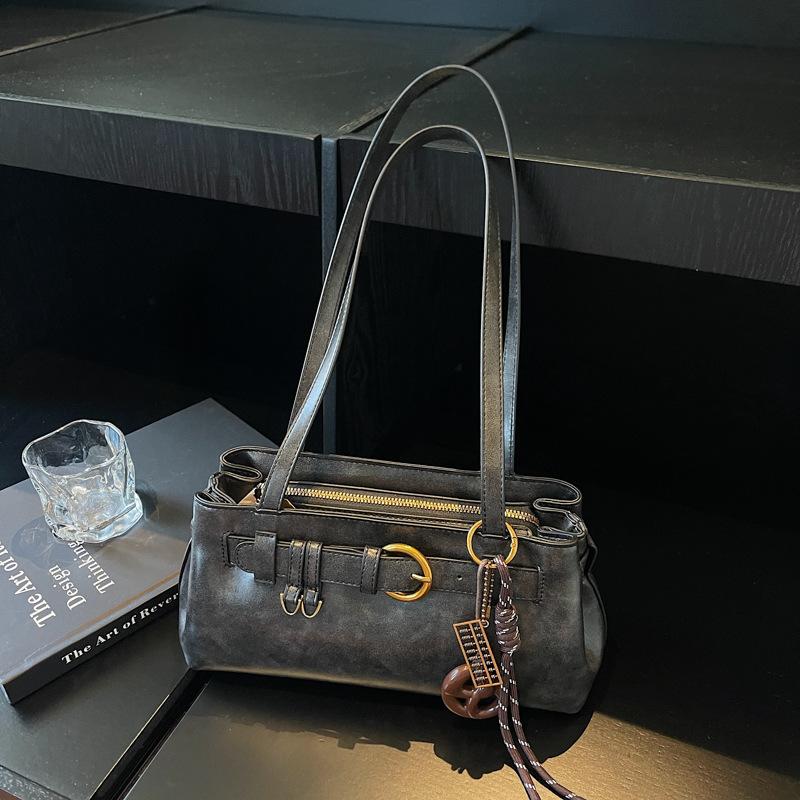 Ретро сумка женская большой вместимости 2025 новая осень и зима досуг нишевый дизайн одно плечо сумка-подмышка сумка-подушка для поездок