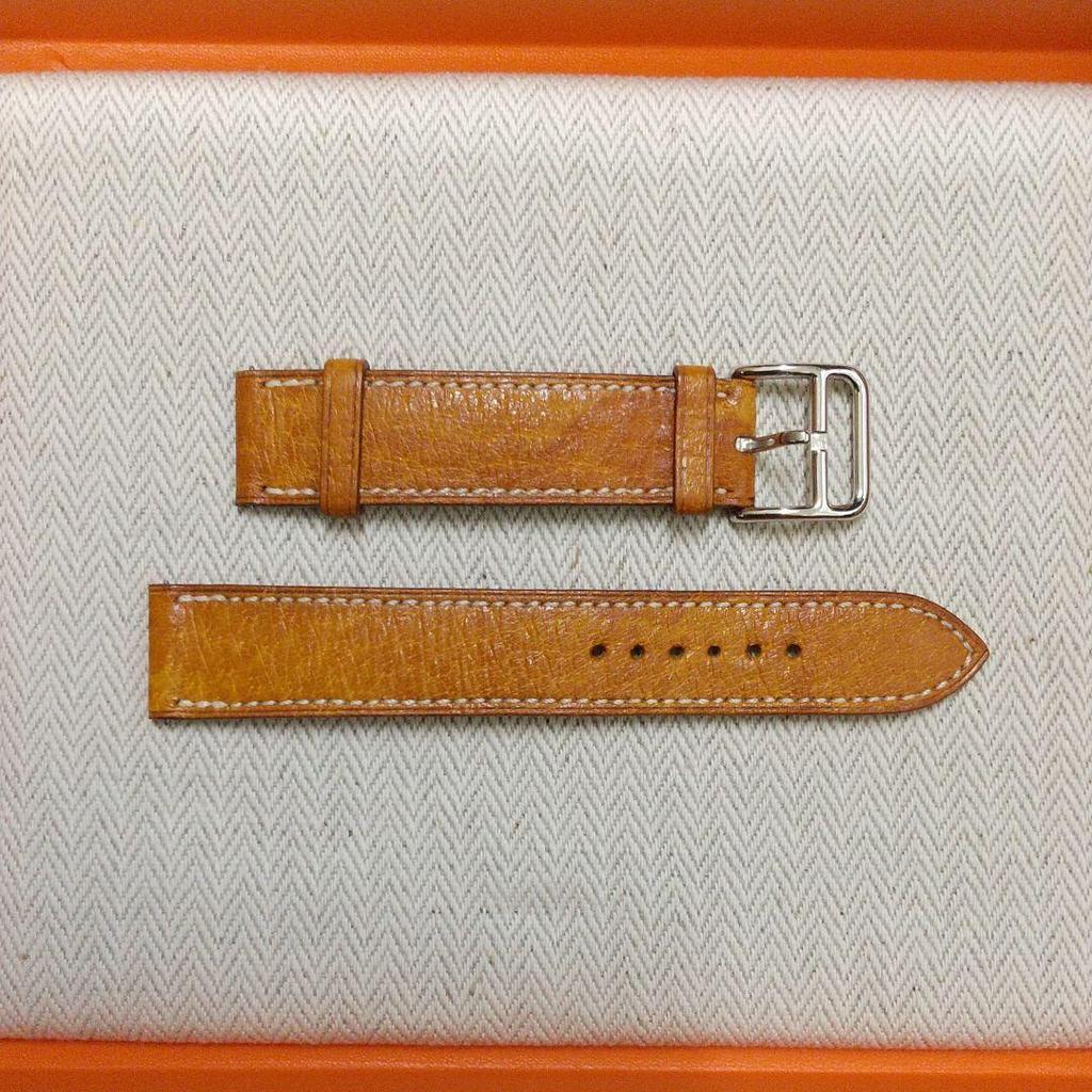 Б/у [HERMES] Hermes H Watch Квадратные Часы с Кожаным Ремешком и Коробкой [Оригинал]