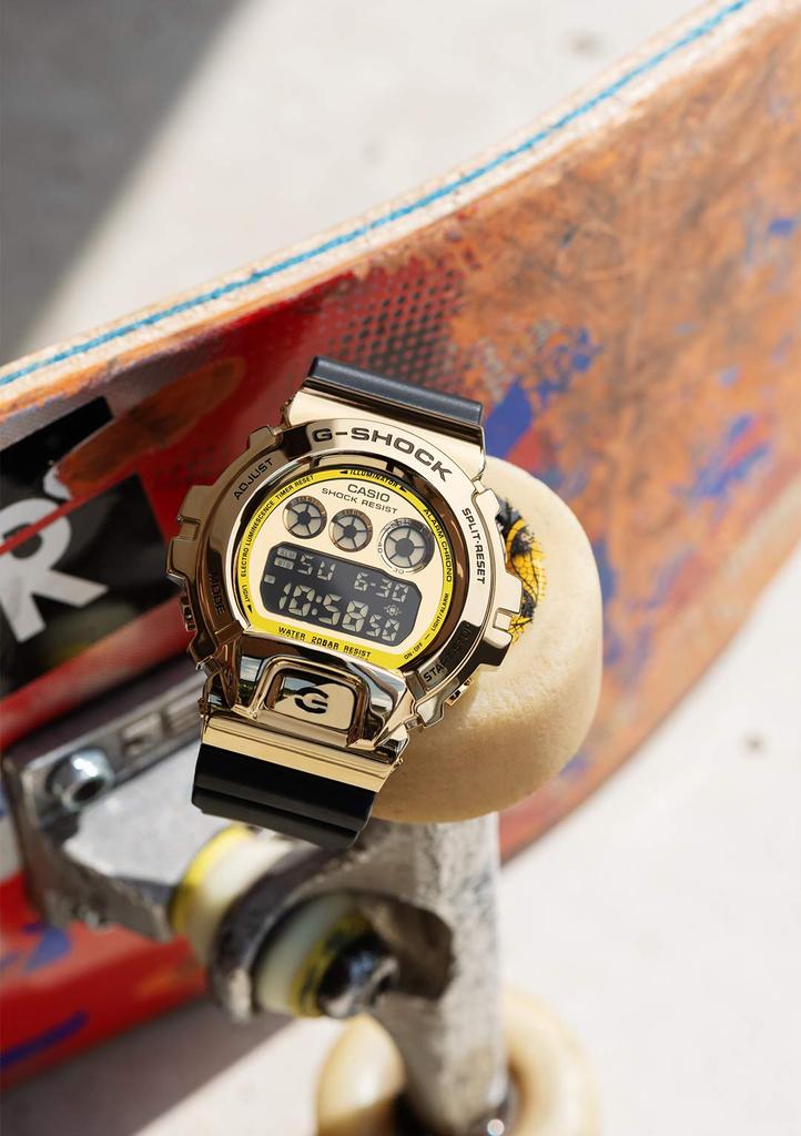 Часы с металлическим покрытием [Casio] G-Shock [] GM-6900G-9JF Мужские