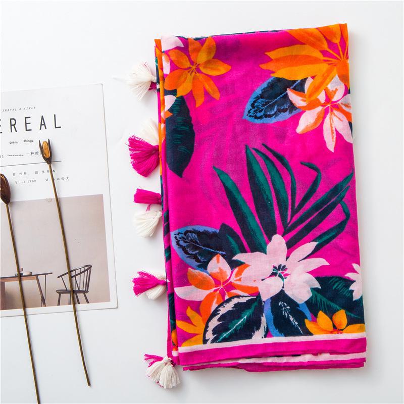 Хлопково-льняной шарф цвета тропической розы с кисточками - пляжное полотенце для женщин