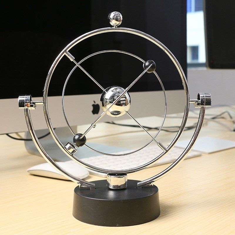 Подарок на день рождения для мальчиков на рабочем столе