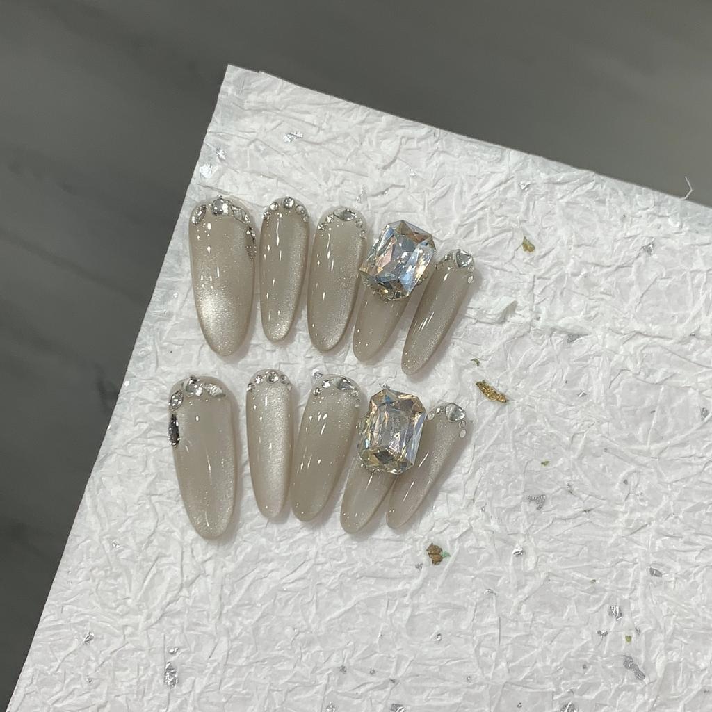 Simple Three-dimensional Stacked Diamonds and Cat Eye-year Removable Nail Stickers