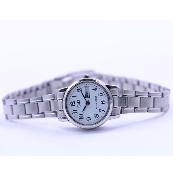 Citizen Женщины A207-204 ( Смотреть Q&Q Day-Date) Круглые часы серебряные аналоговые