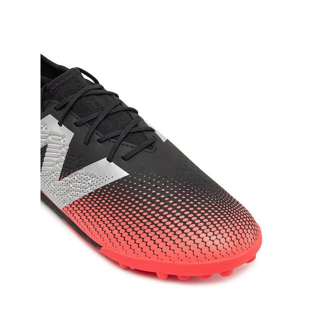 Бутсы New Balance Tekela