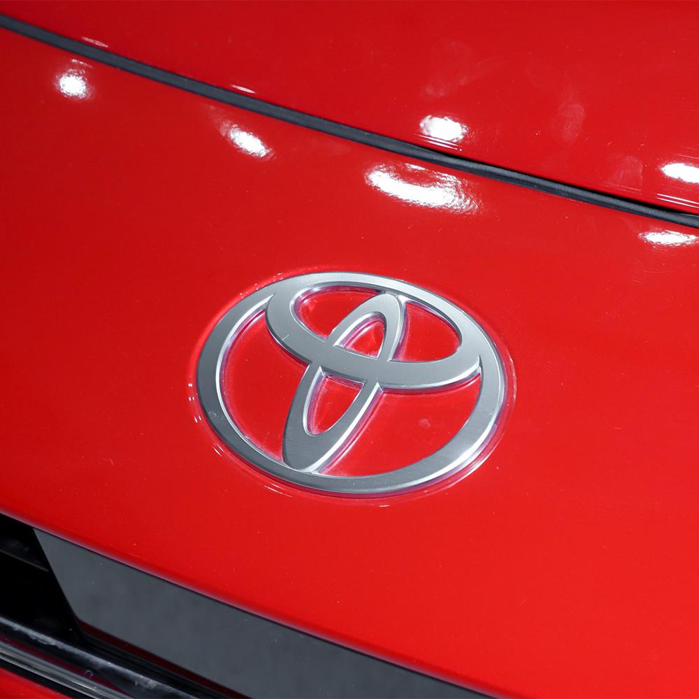 3D Передняя решетка капота автомобиля Значок на капот Логотип на бампер Декоративный аксессуар Для Toyota Corolla Camry RAV4 Hilux Prius Avensis Auris