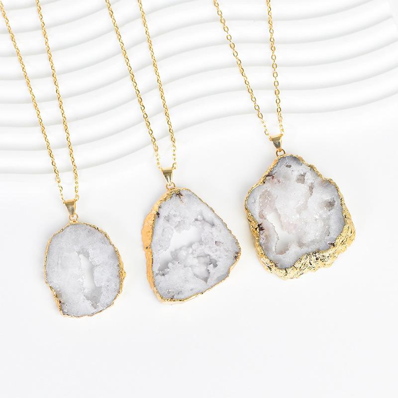100% Natural Hot Selling Agate Crystal Hole Piece Edging Pendant Necklace 30-50mm Feng Shui DIY