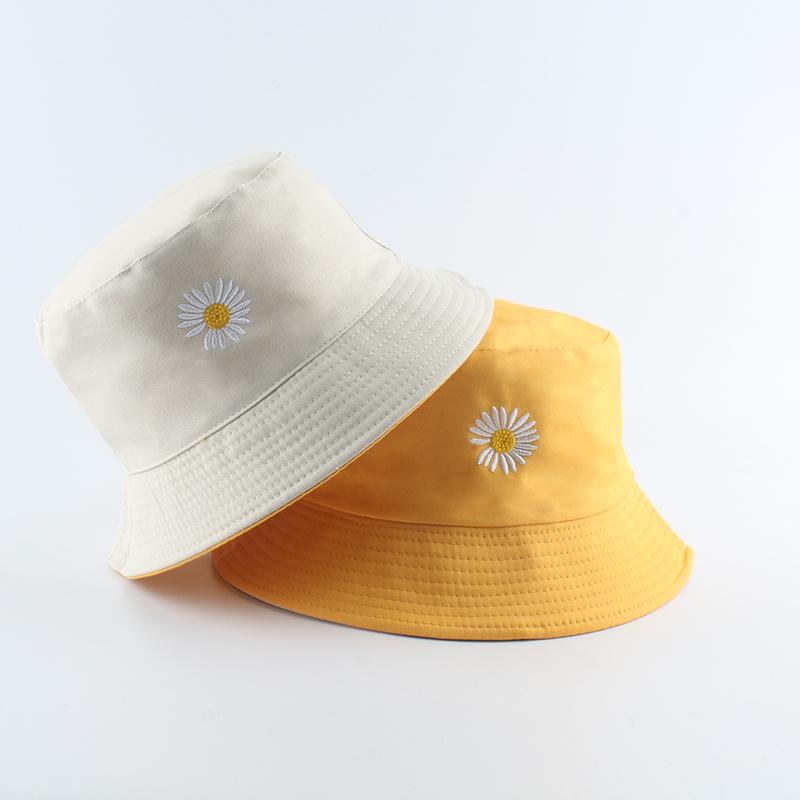 Summer Daisies Bucket Hat Women Fashion Cotton Beach Sun Hats Reversible Bob chapeau Femme Floral Hat Fisherman Hat