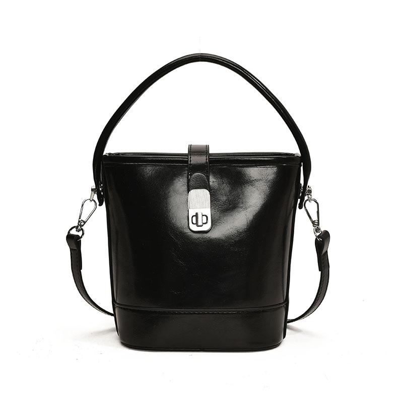 Женская сумка с высоким чувством 2025 новая модная осенне-зимняя нишевая дизайнерская сумка через плечо, сумка-мессенджер, ретро-сумка