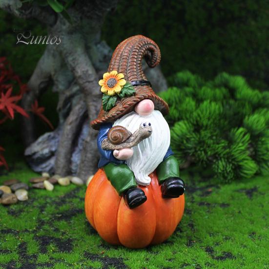 Садовая тыква Гном Фигурка держащая улитку Сидящий гном Эльф Статуэтка из смолы Скульптура для дома и улицы День благодарения Праздник урожая Осень Рабочий стол