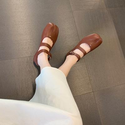 Misty Diary~ Двубортная застежка на одну пуговицу, туфли Мэри Джейн с раздвоенным носком, женские туфли