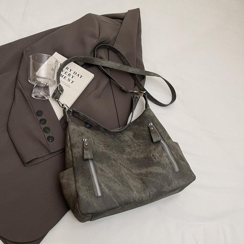 Large-capacity Bag Women's 2025 Autumn and Winter New Messenger Bag Matte Texture Niche Shoulder Bag Tote Bag Women