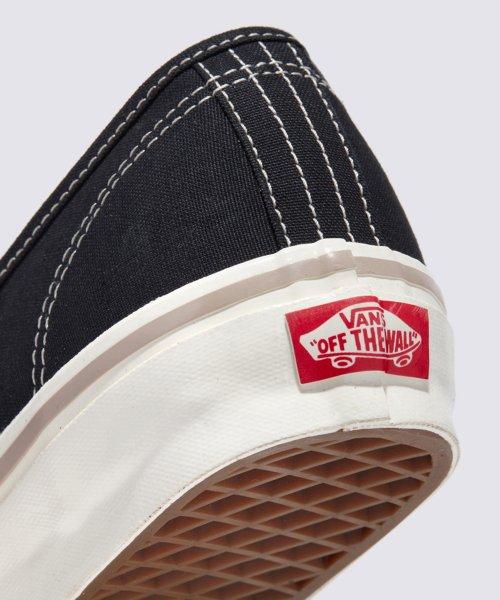 Vans Аутентичное Переиздание 44 - Черный: Зефир VN000CT71KP1