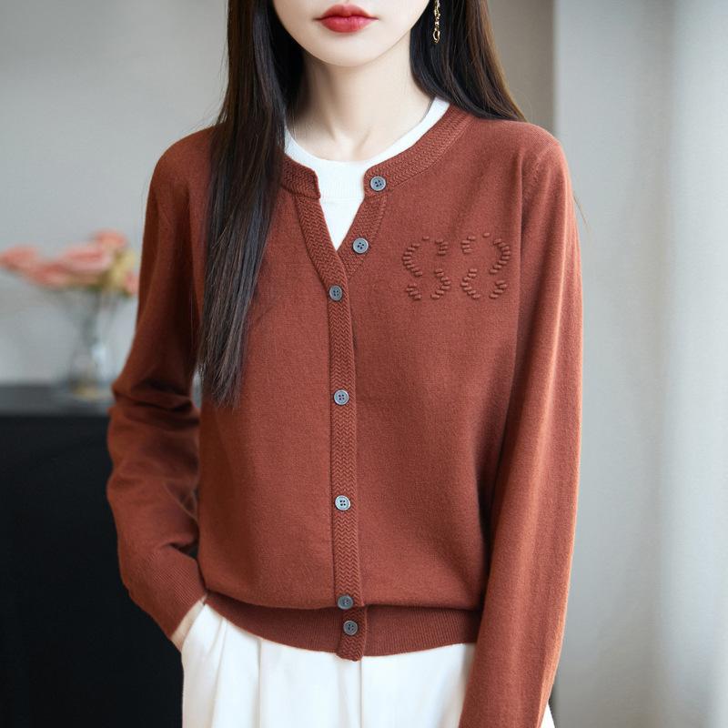 Новый осенне-зимний вязаный свитер с круглым вырезом и длинными рукавами, женский комплект-двойка, имитирующий топ с двухцветным дизайном.