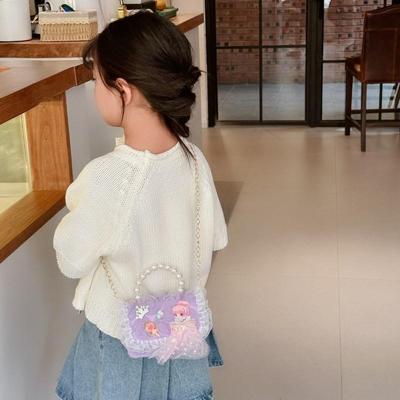 Pvc Fashionable Chain Bag For Children With Adorable Bowknot And Lining Breathable