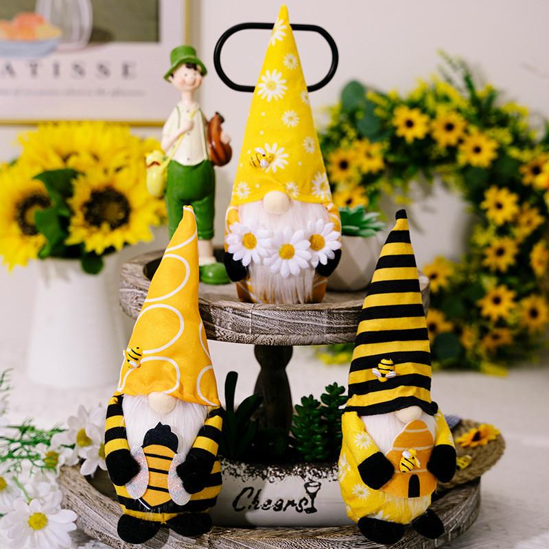 Adorable Plush Bumblebee Gnome Decor With Sunflowers For Festive Home Decorations
