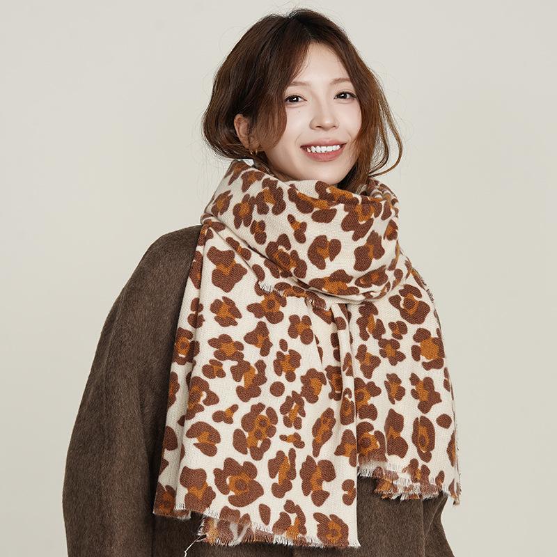 New Style Scarf for Women In Winter Korean Style Leopard Print Scarf Printed High End Imitation Cashmere Thickened Warm Shawl