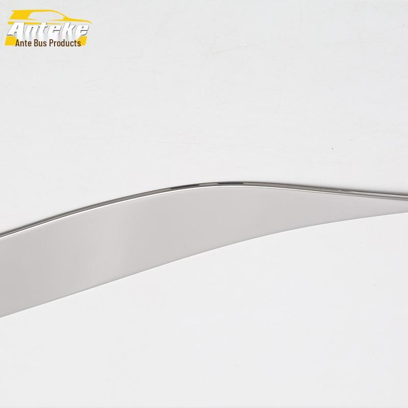 Накладка на задний бампер Reina для защиты от царапин для моделей 17 года