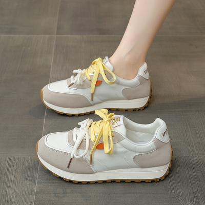 Кроссовки из микрофибры на среднем каблуке, женские туфли разных цветов, распродажа, модная пошивочная обувь на весну для женщин из вулканизированной кожи