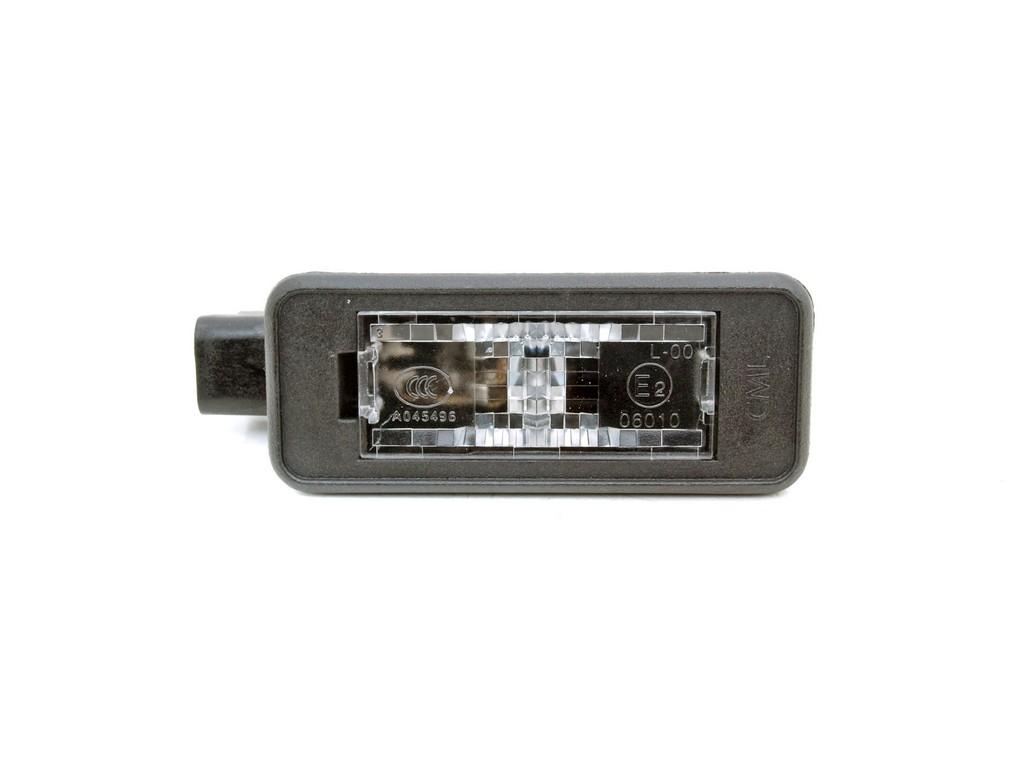 License Plate Light Plm0141082 E933