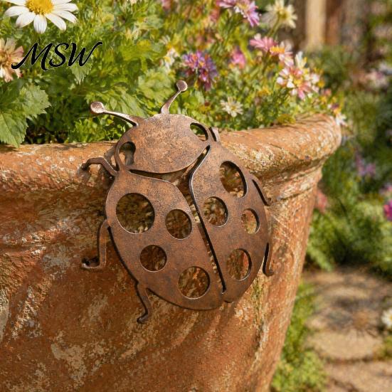 Hanging Fence Decoration Metal Garden Decor for Outside, Cute Ladybugs Yard Art Lawn Outdoor Ladybug Ornament Ornaments, Wall Sculptures & Statues,
