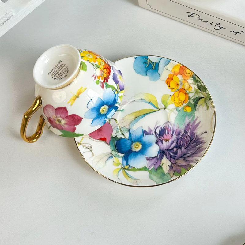 Керамическая чашка и блюдце с узором « Brilliant Flowers » Кофейная кружка с золотым покрытием Обеденный стол Молочные чашки Чашка для послеобеденного чая Стакан для фруктового сока