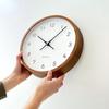 KATOMOKU muku clock 13 Настенные часы из ореха Плавная секундная стрелка Диаметр km-104WA 30,6 см (Кварцевые часы)