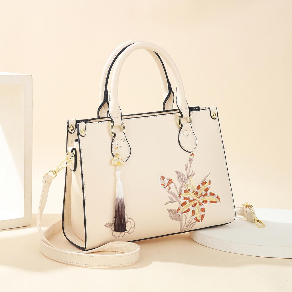 Женская сумка-мессенджер для мамы 2025 новая высококлассная вышивка в китайском стиле для среднего возраста свадебная сумка большой вместимости
