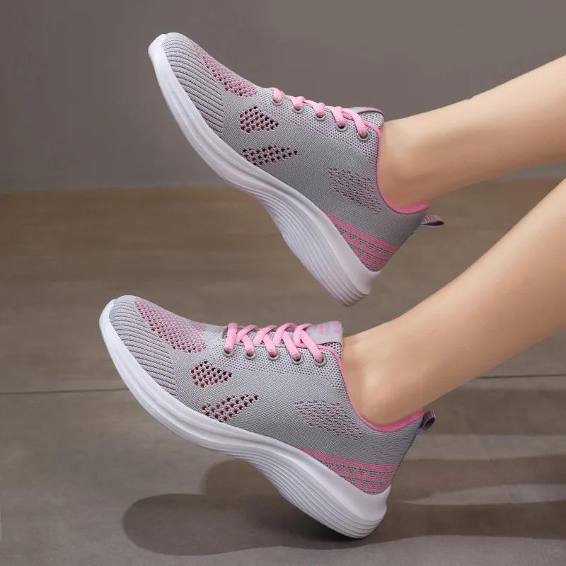 Весенняя спортивная обувь женская вулканизированная сетка дышащая шнуровка плоская обувь новейшая удобная женская повседневная беговая обувь