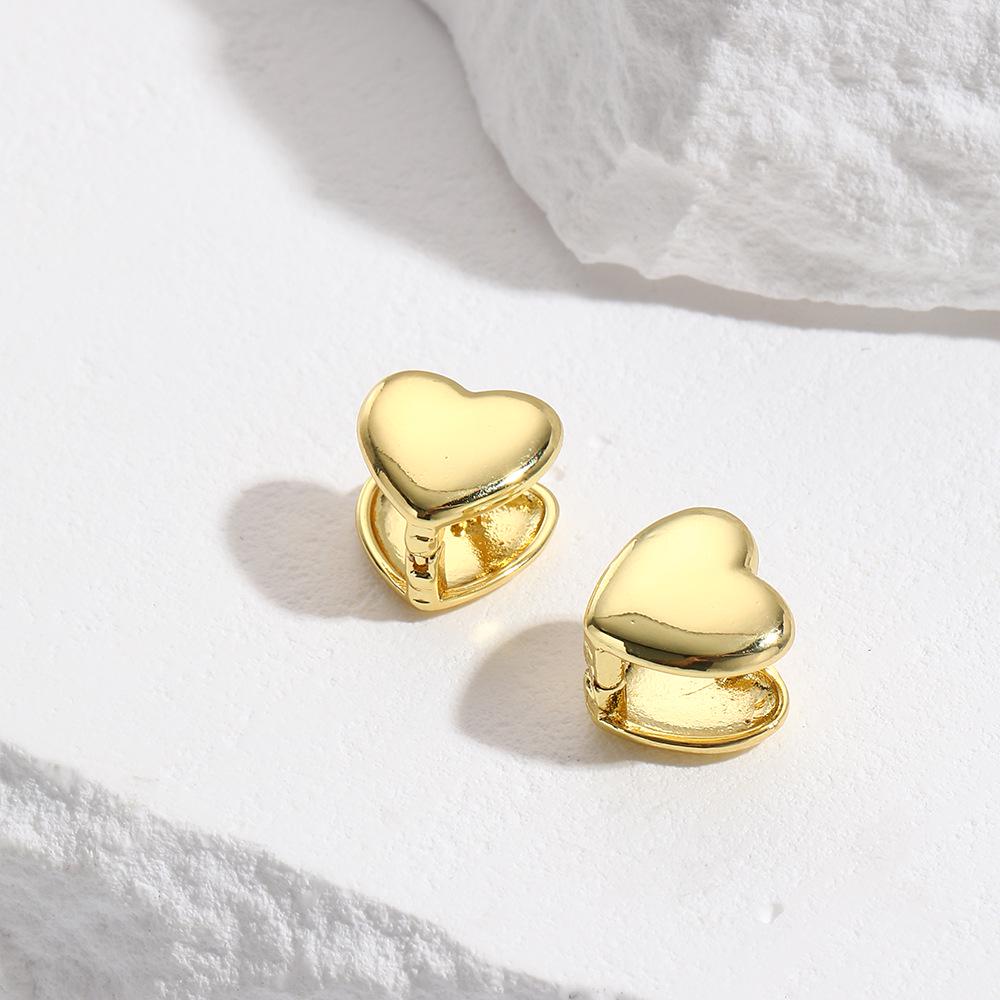 Стильные двухсторонние серьги-каффы в форме сердца - Не тускнеющая медная бижутерия для женщин