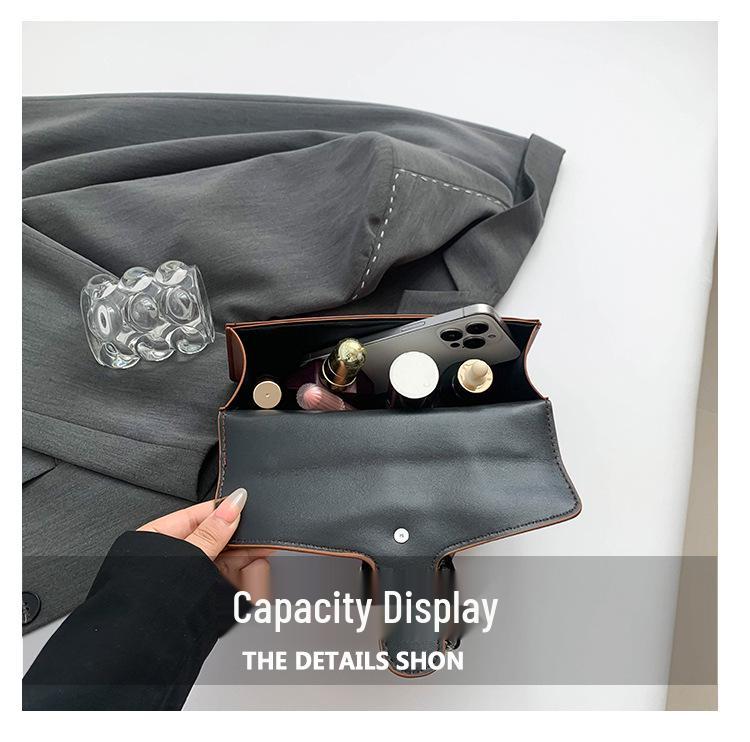 Модная женская квадратная сумка через плечо на цепи 2025 года