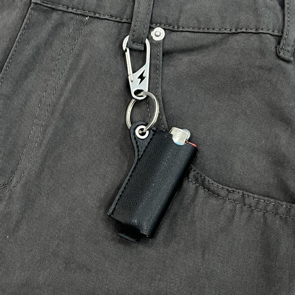 Versatile Leather Lighter Case Portable Simple Design Keychain Accessory Black Lighter Holder Unisex Fashion Jewelry
