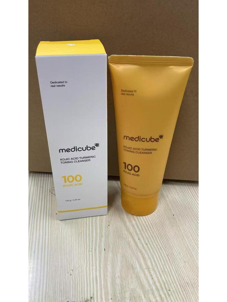 Набор коллагеновой уходовой косметики Kim Hee-sun от Medicube – Сыворотка-ампула, Сыворотка, Солнцезащитный крем, Средство для умывания, Глиняная маска