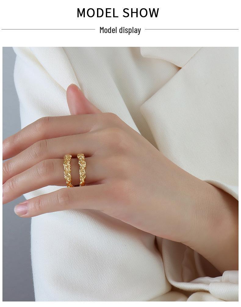 Брендовое универсальное кольцо из титановой стали с 18-каратным золотым покрытием, вдохновленное европейским и американским стилем, двухслойное, кованое, из тисненой фольги - не тускнеющее, кольцо на мизинец