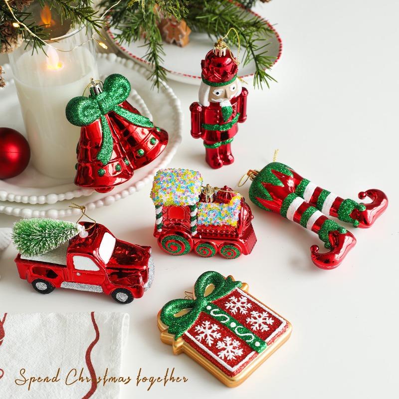 New red and green plastic pendant sticky powder cartoon Christmas pendant ins three-dimensional Christmas tree window decoration