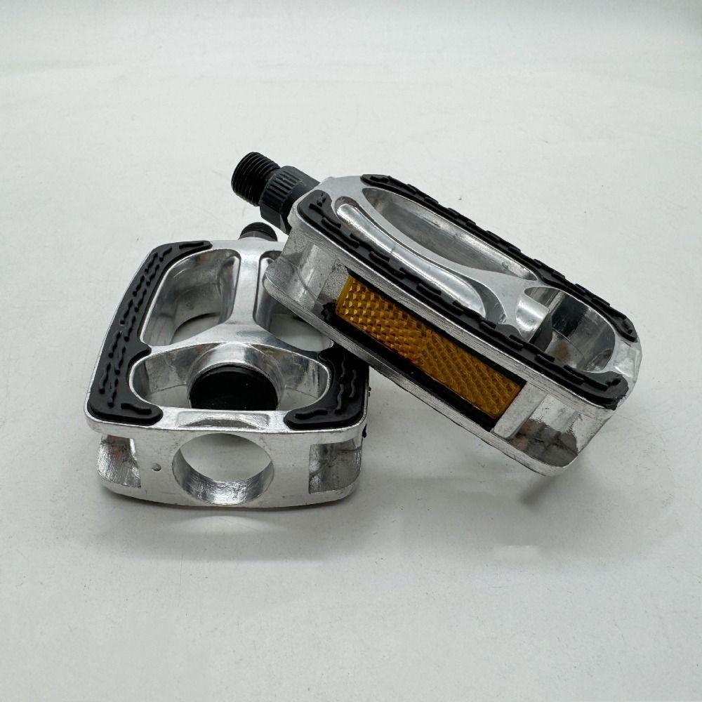 Retro Aluminum Alloy Bicycle Pedals Safety Non-Slip Bike Pedals Durable Reflective Strips Road Bike Pedals Outdoor Sports