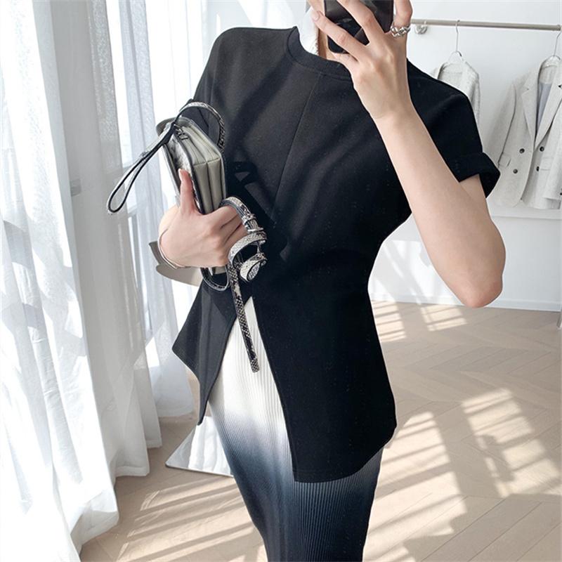 2022 Summer Solid Simple Elegant Ladies Tops Fashion Harajuku Dovetail Split Design Short Sleeve Tshirts Women O-neck Folds Slim