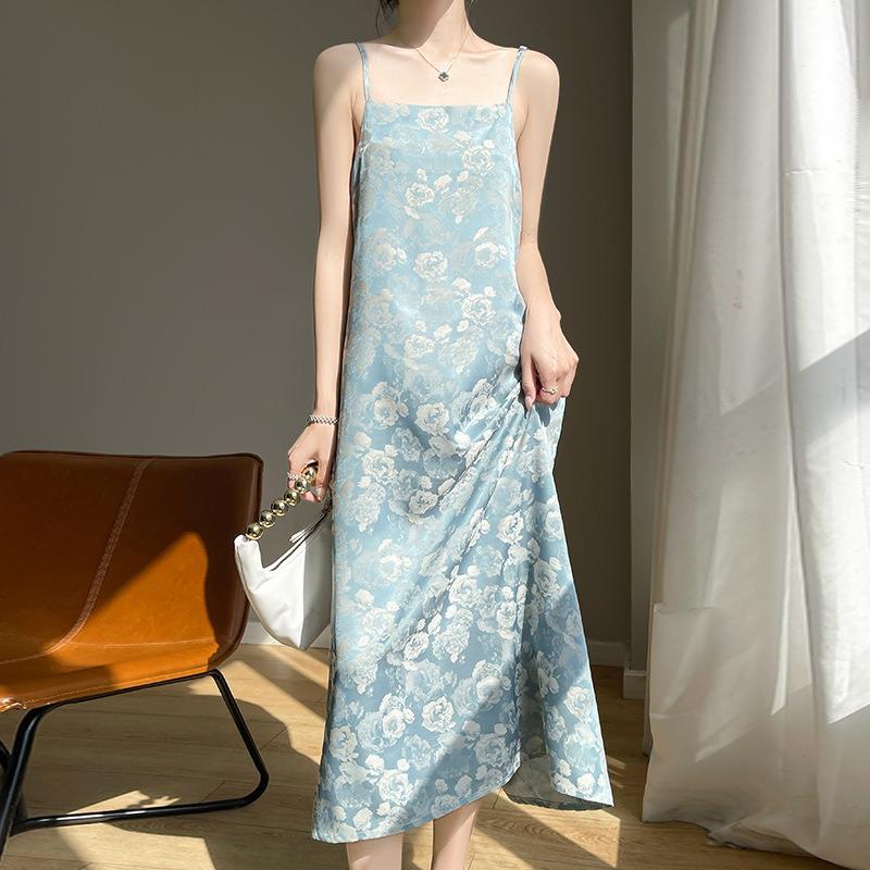 Весна Новое Женское Платье из Ацетатного Сатина с Жакардовым Узором на Воротнике и Бретелях, Без Рукавов, Длинное