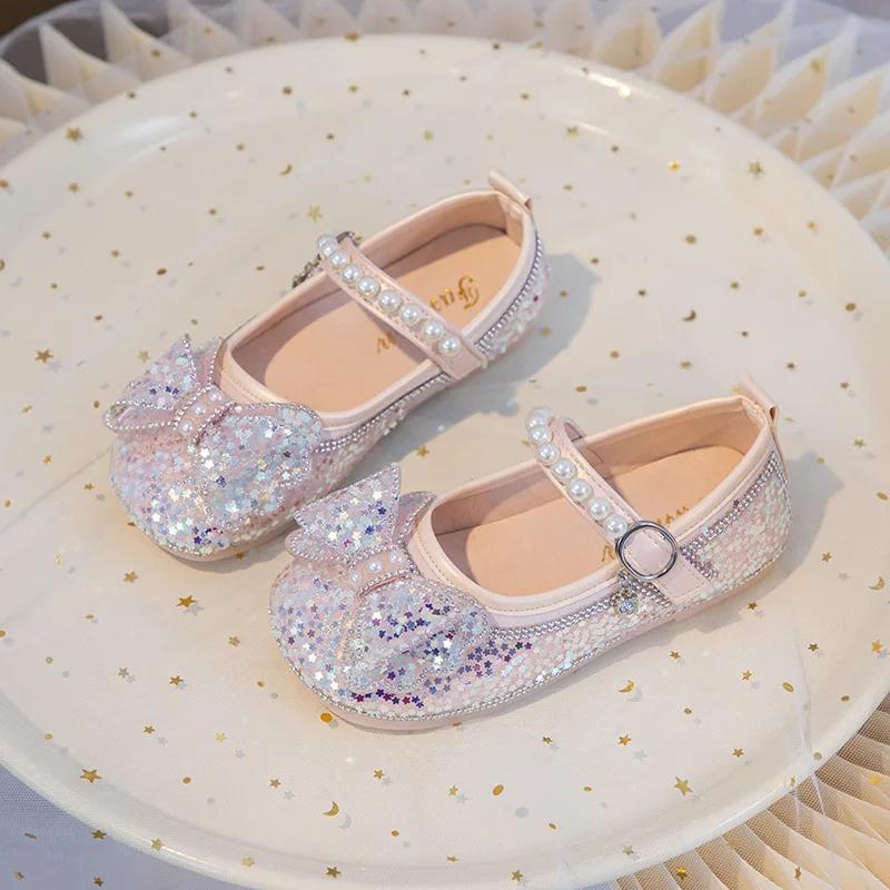 2024 Детские кожаные туфли для девочек, осенние новые модные и удобные туфли-бабочки для принцессы на вечеринку, элегантные, с бисером, легкие туфли