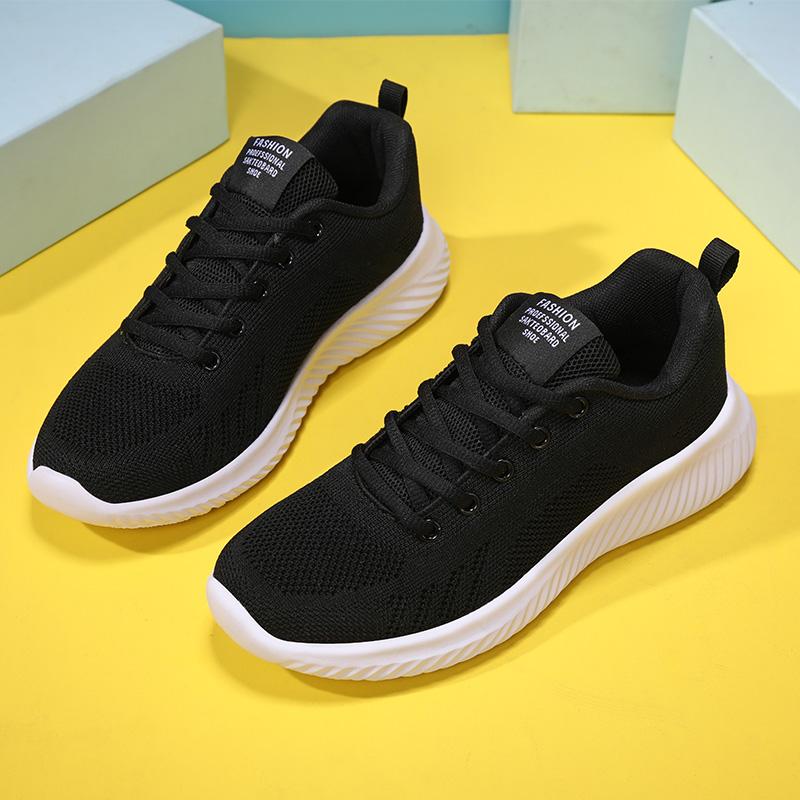 Летние новые сетчатые кроссовки для бега на открытом воздухе, универсальные, с мягкой подошвой, удобные, дизайнерские, для тенниса, походов, вулканизированные туфли для женщин 2024