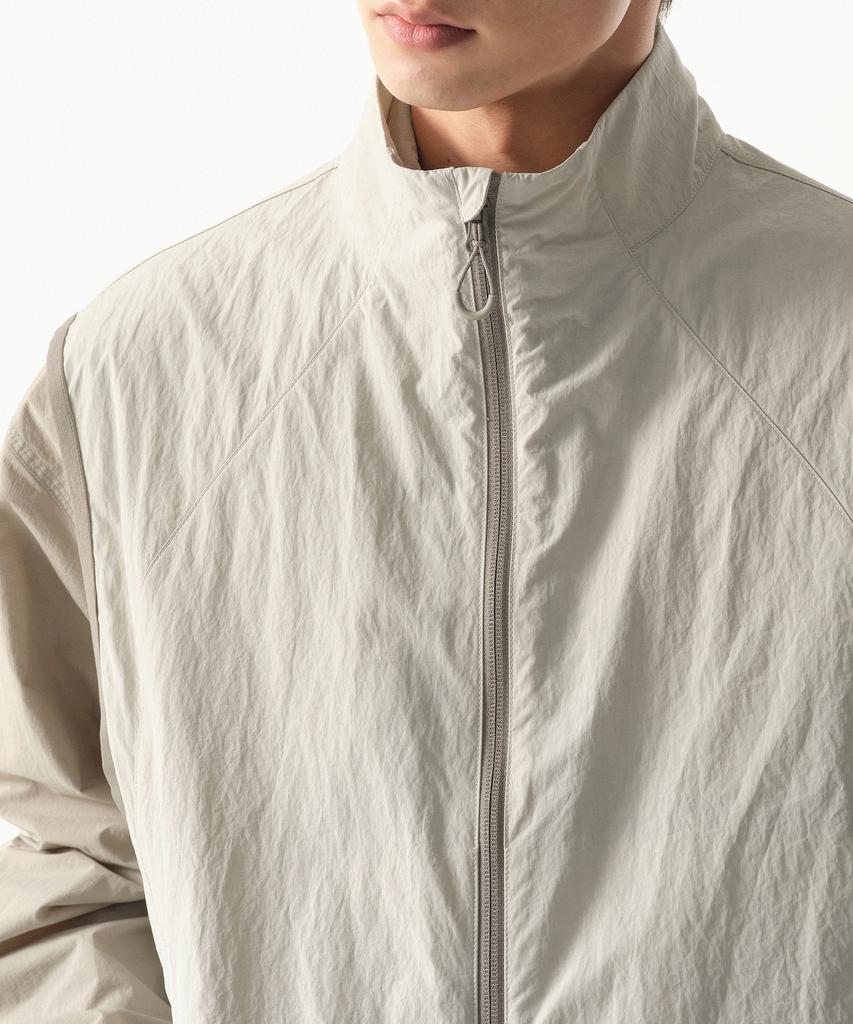 Musinsa Standard [City Leisure] Mesh Pocket Vest [Dusty Cream]