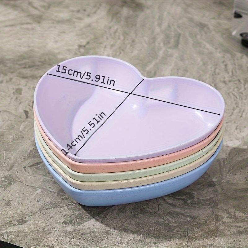 10Set of romantic heart-shaped plates, thick, durable, and reusable, suitable for cakes, donuts, chips, small breads, and afternoon tea snacks.