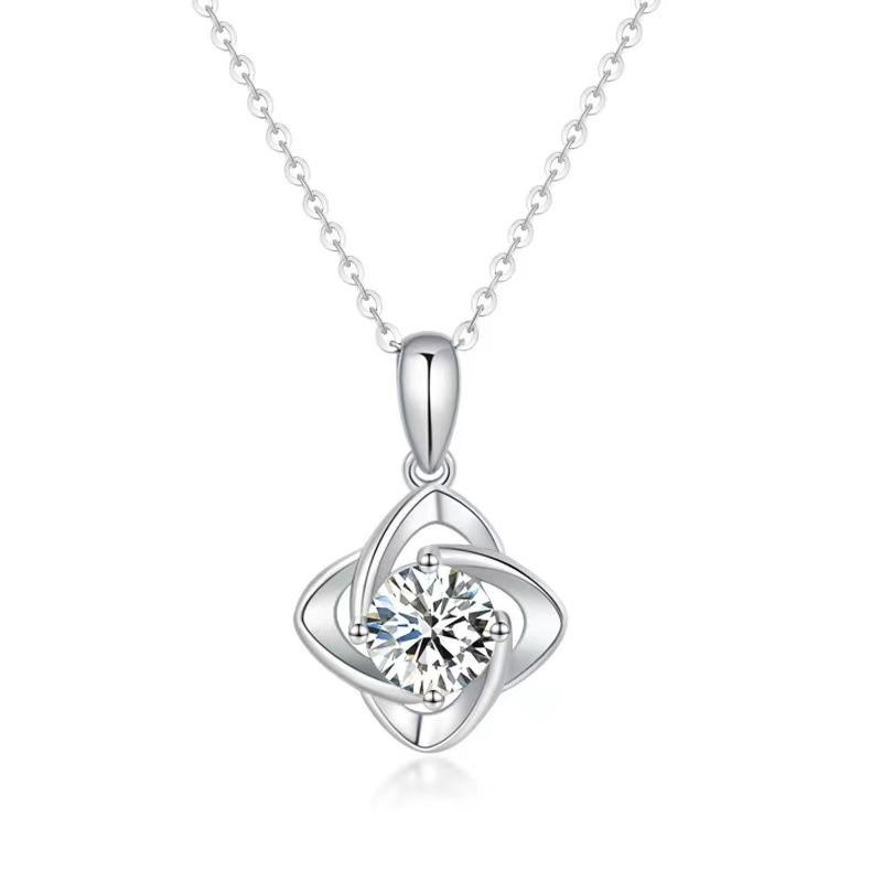 S925 Silver Lucky Clover Necklace Female, Japanese and Korean Simple Student Mori Flower Pendant Collarbone Chain Neck Chain Jewelry Gift