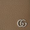 Gucci Двустворчатый кошелек GG Marmont из бежевой зернистой кожи с серебристым логотипом Double G для унисекс, роскошный, для ежедневного использования
