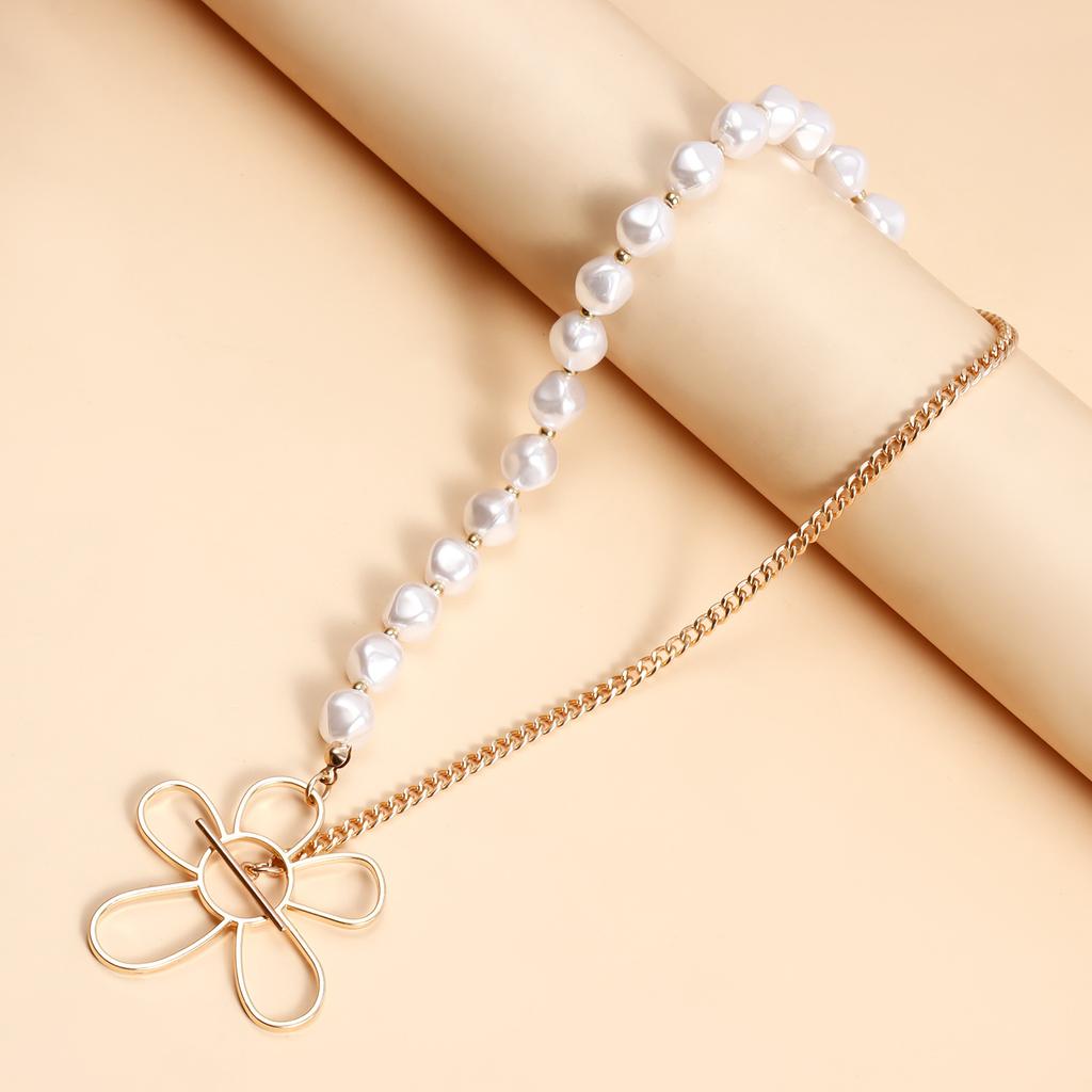 Jewelry Highlight Imitation Pearl Ccb Beaded Splicing Chain Necklace Female Geometric Hollow Flower Necklace