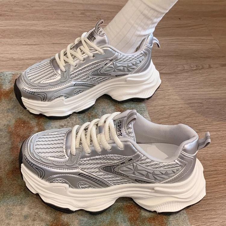 Покажите маленькие ножки, высокая ценность, толстая подошва для увеличения роста, женские кроссовки в стиле «папа», весенне-осенние универсальные модные повседневные женские туфли