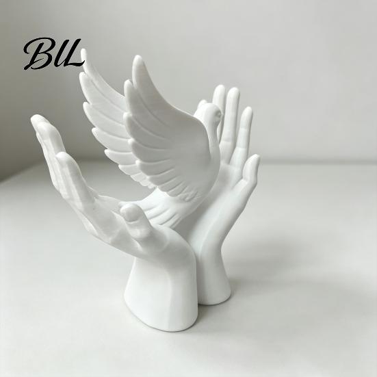 Peace Pigeon Statue 3D Printed on Hands Ornament, Minimalist Statue, Decorative Handheld Sculpture Hand with Stable Base for Home Office Desktop Decor