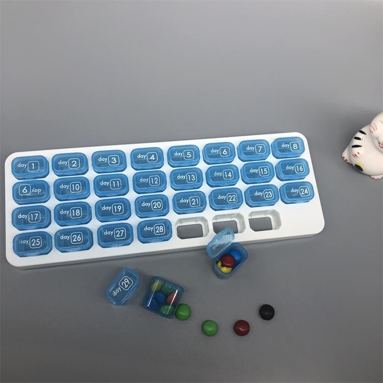 1pc 31-Day Monthly Pill Organizer Case, Plastic Keyboard Style Pill Box, Large Capacity Daily Medicine Storage Case With Dates