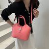 Niche Design Handbag New Temperament Versatile Solid Color Shoulder Bucket Bag Urban Commuter Messenger Bag Women