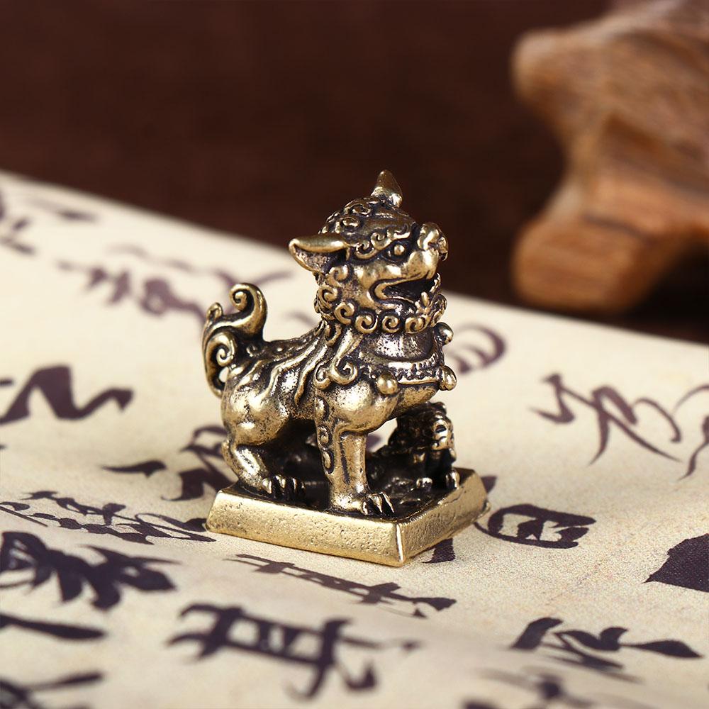Good Quality Handmade Desktop Ornament Lion Figurines Lion Ornaments Keychain Pendant Lion Seal